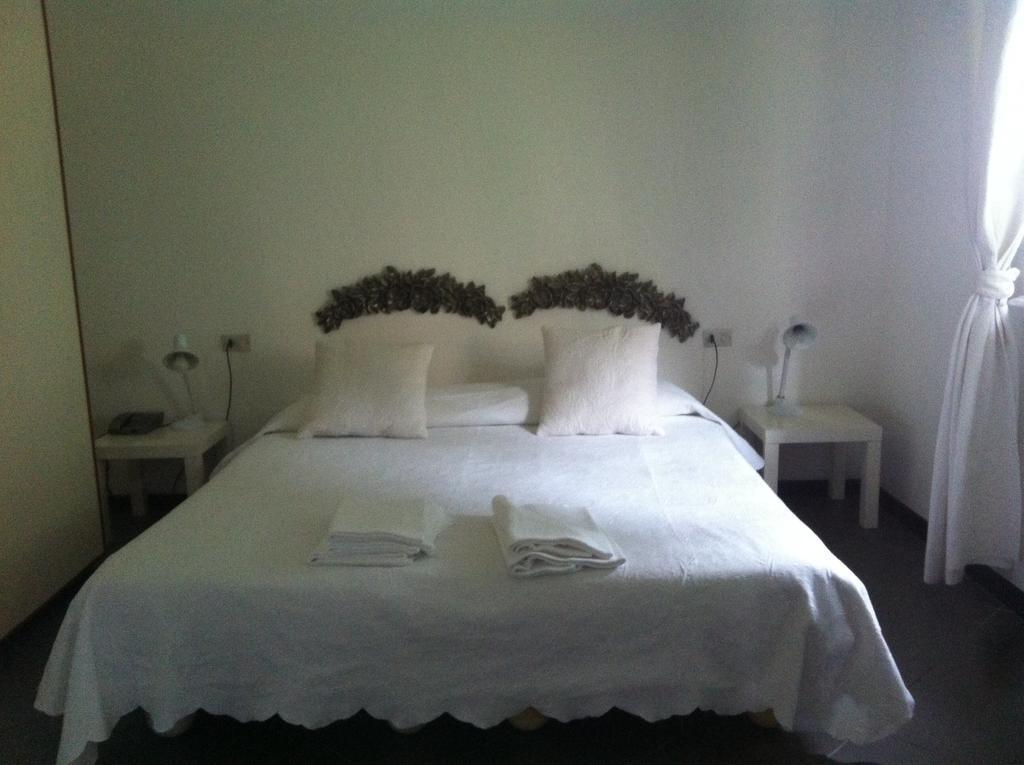 Hotel Pensione Moderna Bonassola Room photo